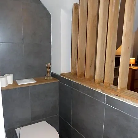 Le Tilleul Bed and Breakfast 3*
